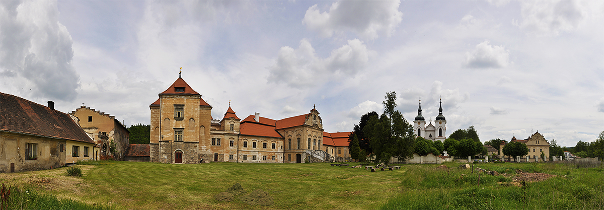 PanoramaKostelniVydri